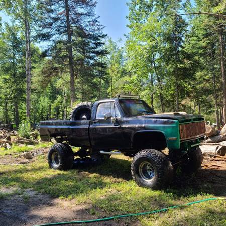 old lifted trucks for sale in michigan