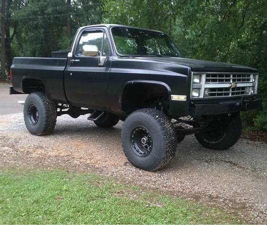 Lifted 1986 Chevy 4X4 K10 - $7500 (MO)